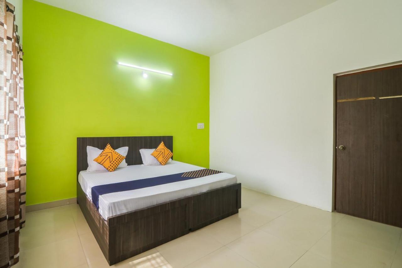 Spot On 65446 Hotel Kingston Rāipur Buitenkant foto
