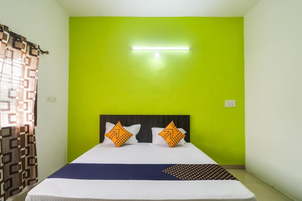 Spot On 65446 Hotel Kingston Rāipur Buitenkant foto
