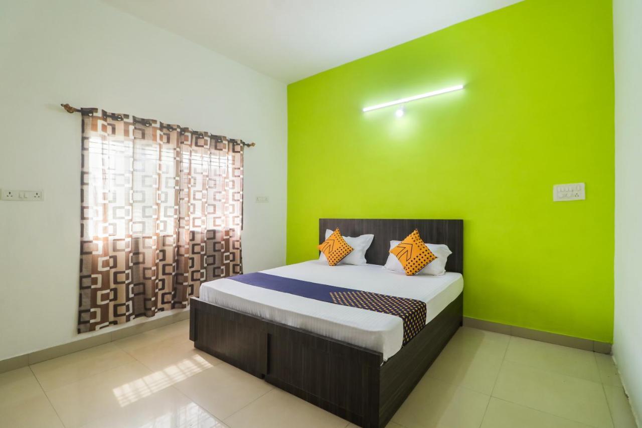 Spot On 65446 Hotel Kingston Rāipur Buitenkant foto